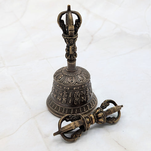 Antique mantra tibetan bell & dorje set